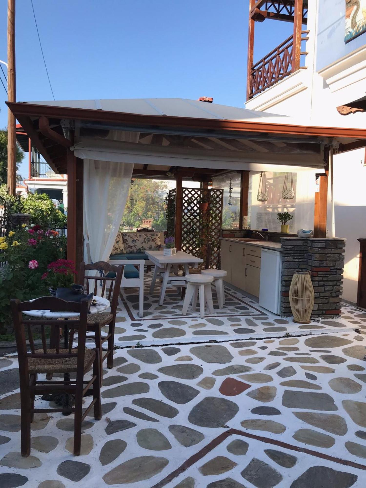 Niriides Hotel Ammouliana Buitenkant foto